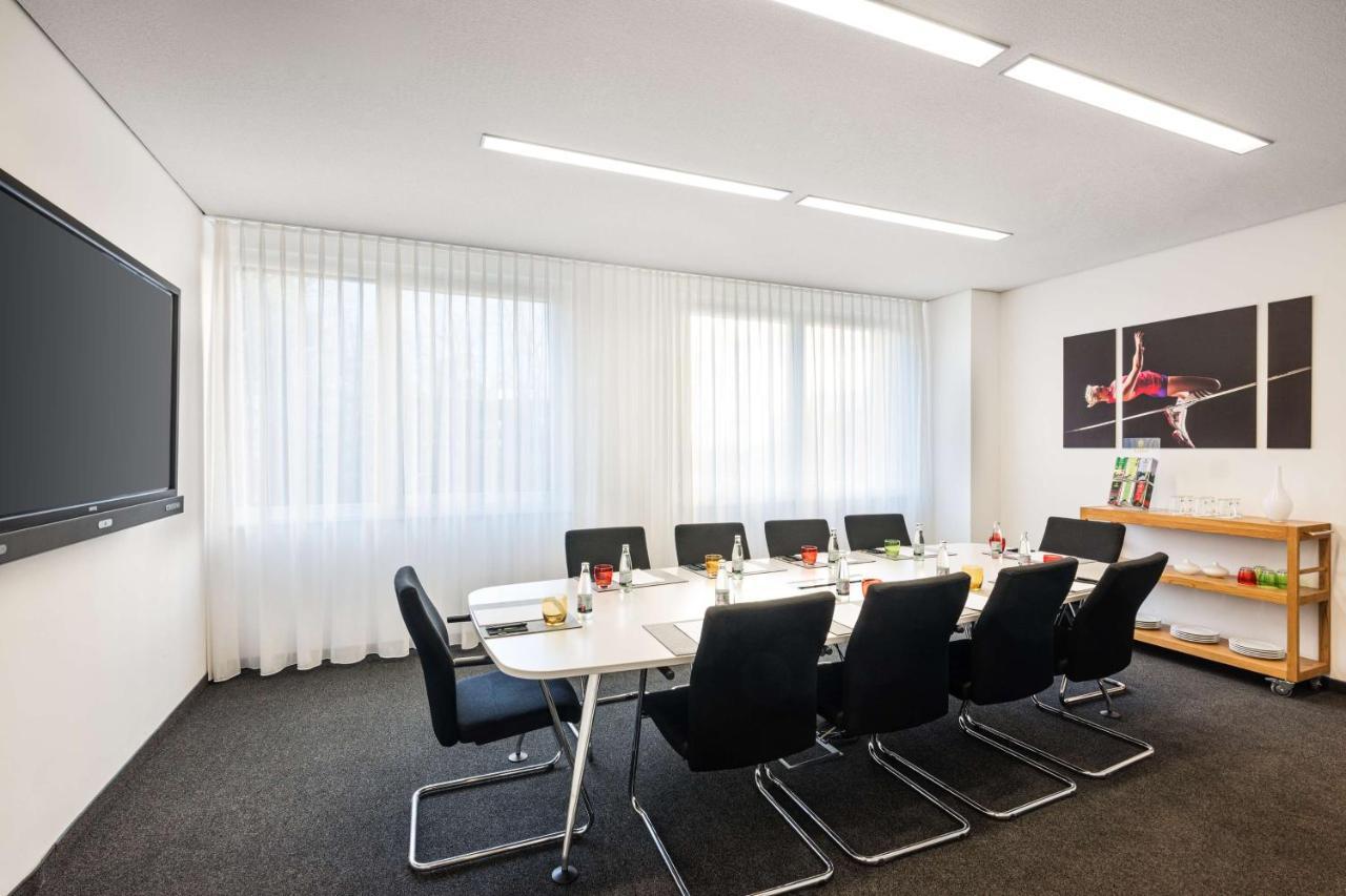Lindner Hotel Frankfurt Sportpark, Part Of Jdv By Hyatt Франкфурт-на-Майне Экстерьер фото