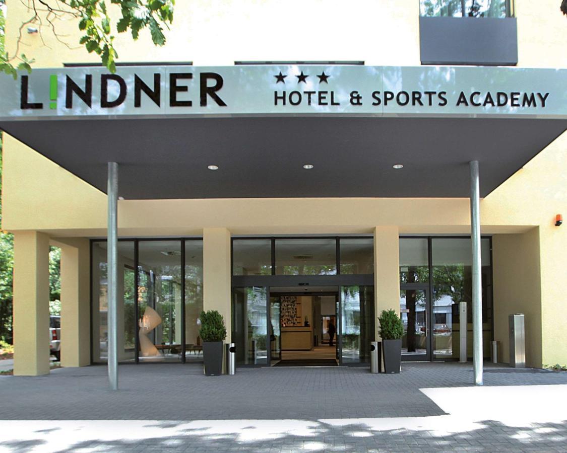 Lindner Hotel Frankfurt Sportpark, Part Of Jdv By Hyatt Франкфурт-на-Майне Экстерьер фото