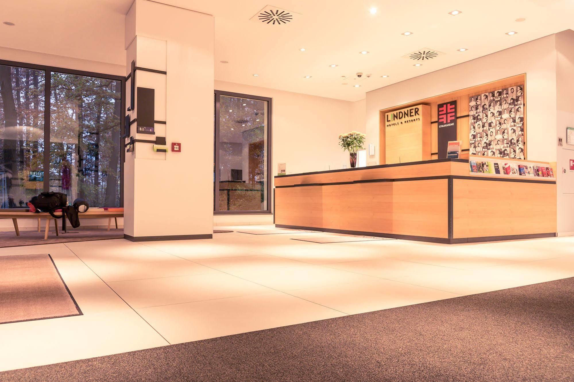 Lindner Hotel Frankfurt Sportpark, Part Of Jdv By Hyatt Франкфурт-на-Майне Экстерьер фото